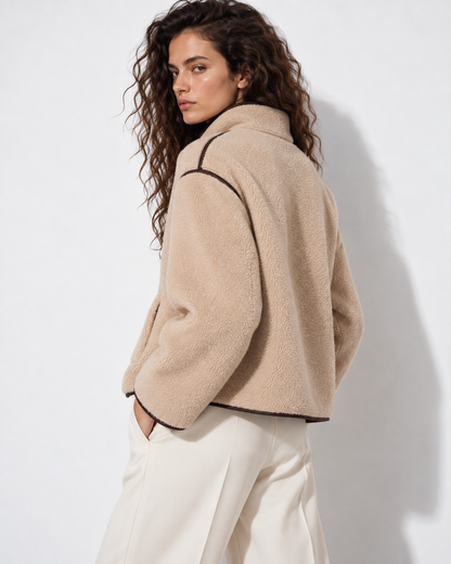 γυναικείο TIFFOSI μπεζ teddy jacket καφέ λεπτομέρειες δερματίνης πίσω πλαϊνή όψη μοντέλου

