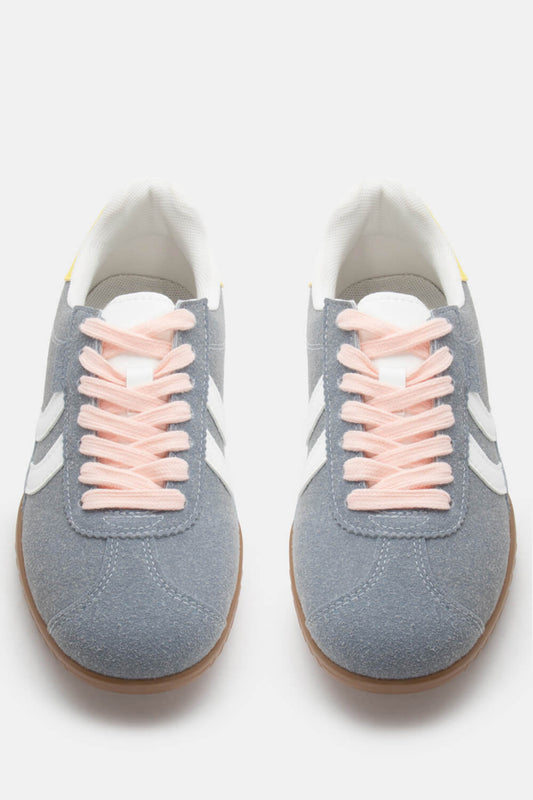 Sneakers σε Συνδυασμό Χρωμάτων