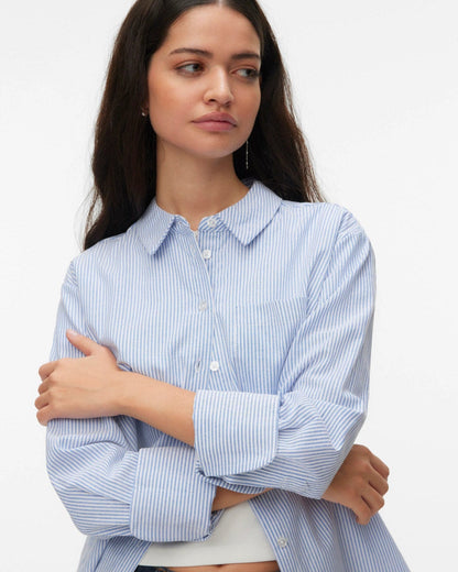 VERO MODA Πουκάμισο Regular Fit Ριγέ Γαλάζιο Λευκό μπροστινή όψη